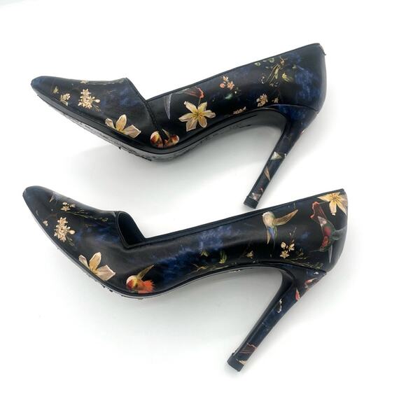 Alice + Olivia Dina Botanical print Humming bird pums Silettos Art to wear Sz 7 - Picture 5 of 12